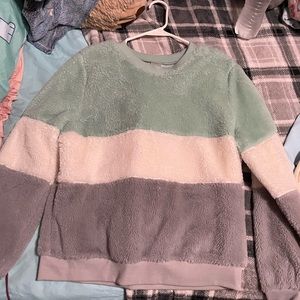 Blue, Grey, and White Sweatshirt Large